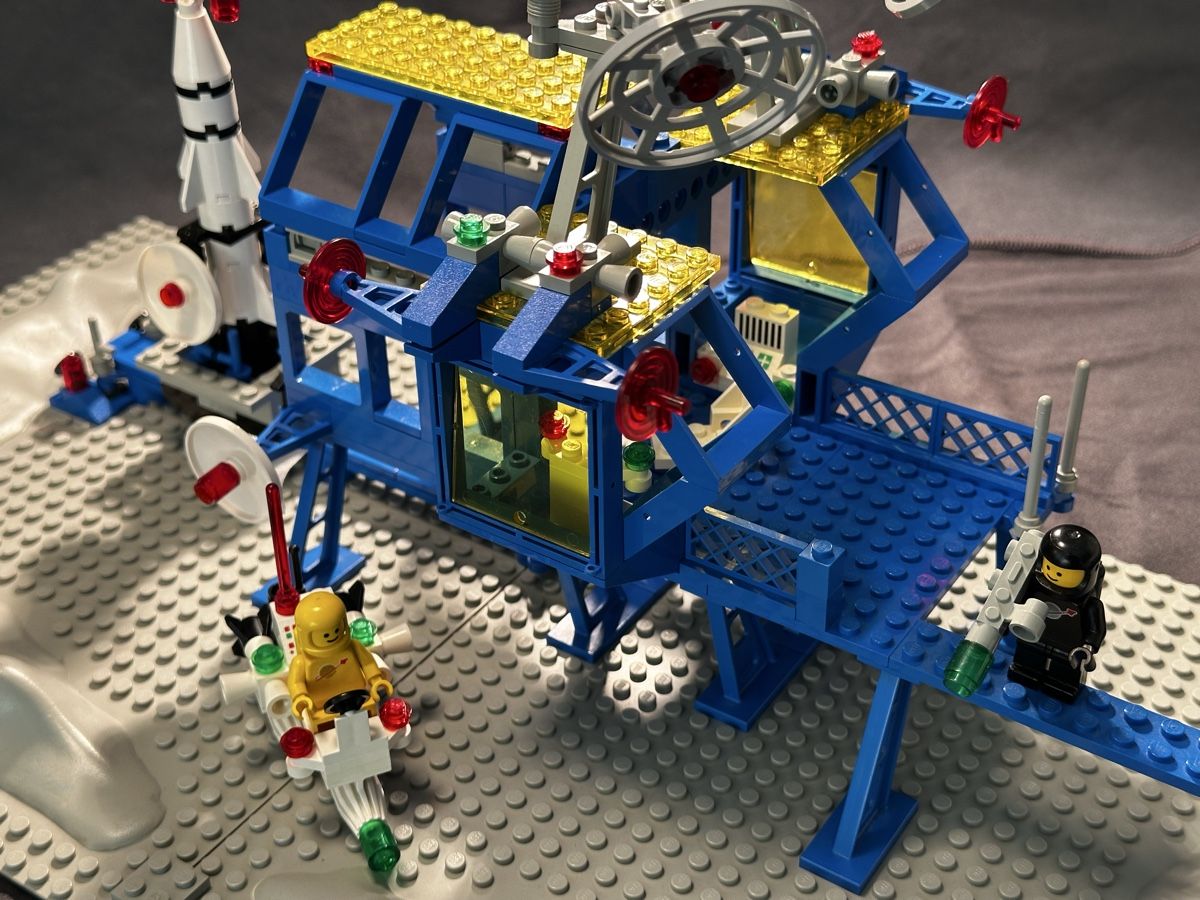 Lego Giocattoli: Lego 6971 Inter-Galactic Command Base (1984) – Usato da Bellinzona venduto da Alby_C. 4