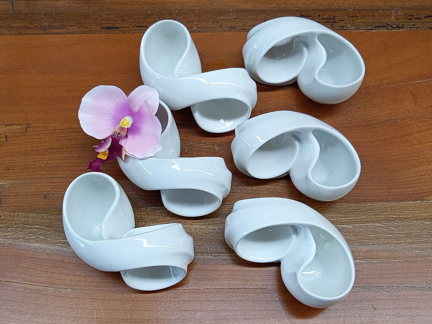 Sonstige Dekorationen & Accessoires: 6x Rosenthal Serviettenring mit Mini Vase – Gebraucht aus Reiden von Zofi-Brocki 1