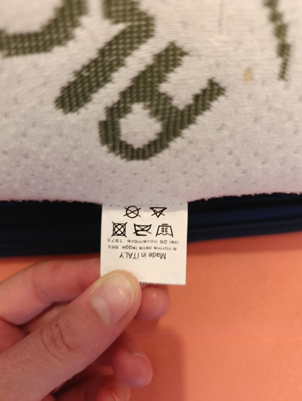 Cuscini: Cuscino Memory foam in Aloe – Usato da Ludiano venduto da Mo_Bia 3