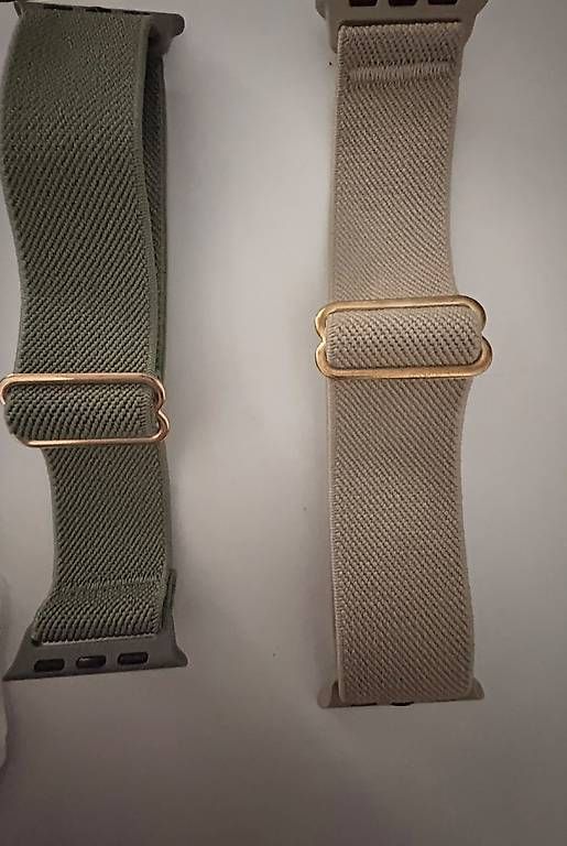 Smartwatch: Apple Watch SE 40mm inkl. div. Armbänder – Usato da Triesen venduto da kevin.073 3