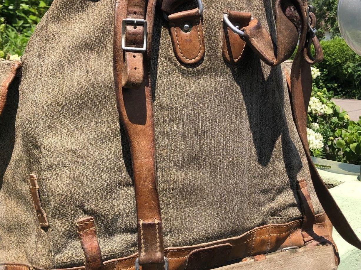 Schweizer Armee Zaini: Schweizer Militär Gebirgsrucksack – Usato da Magden venduto da Hornet2 3