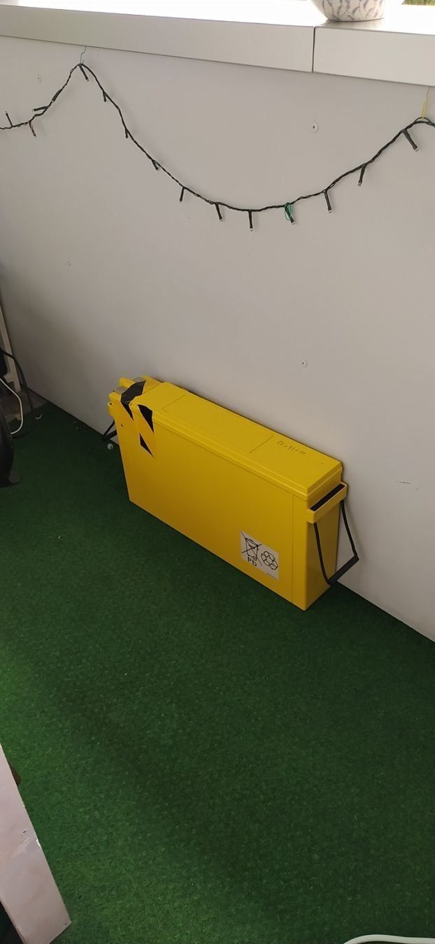 Panneaux solaires: Solar Batterie – D'occasion à Thun par Rado-17 1