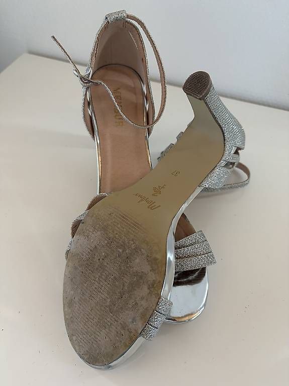 Damenschuhe: Sandalen von Menbur Gr. 37 – Gebraucht aus Heiden von Nikita073 1