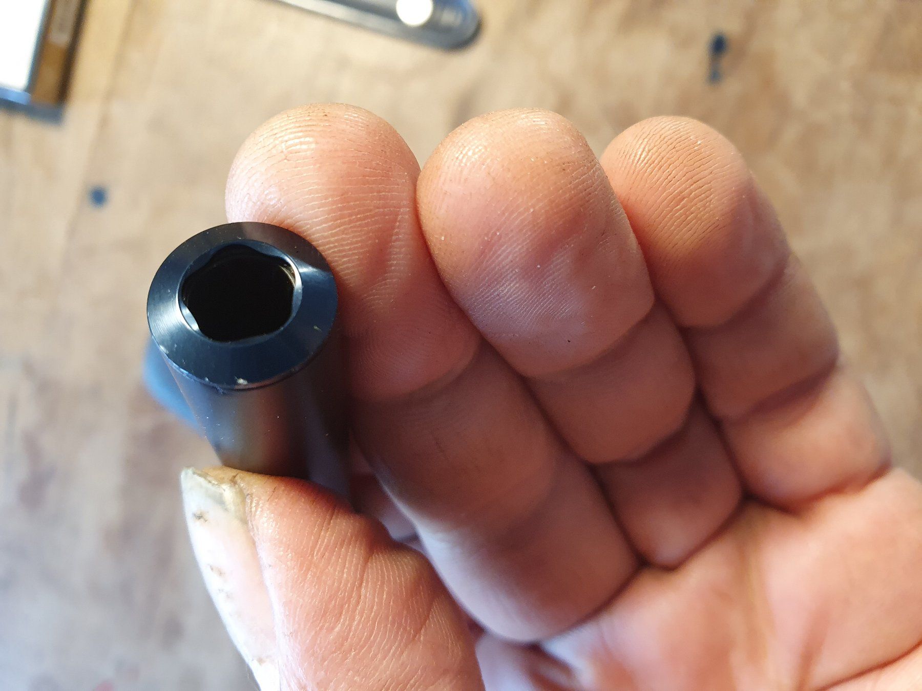Iqos Sonstige Tabakwaren: IQOS Iluma Vaporizer – Gebraucht aus Zürich von loosebone 3