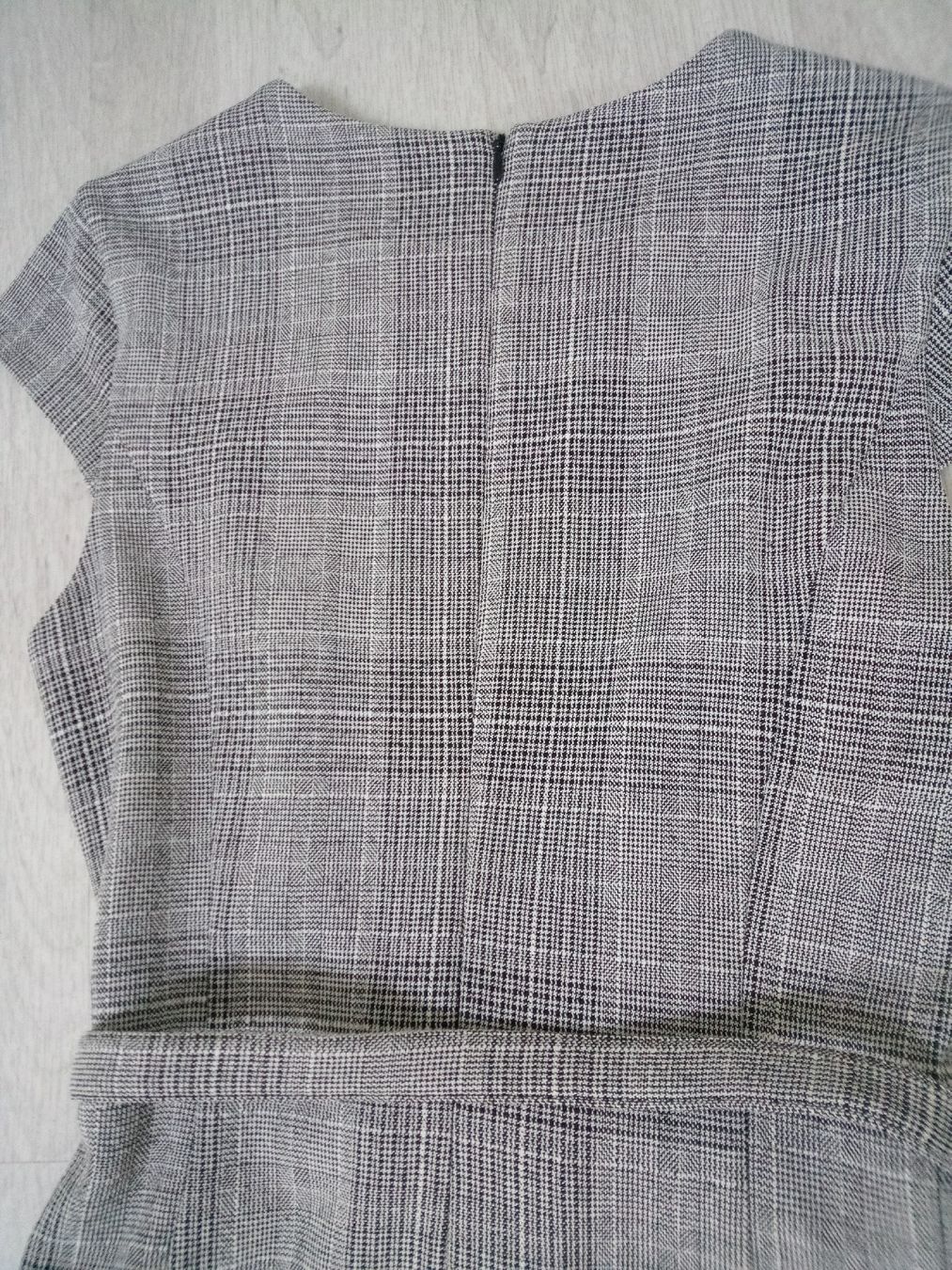 Robes: H&M Kleid Karo Grösse 36  – Neuf (Voir description) à Volketswil par Car1 3