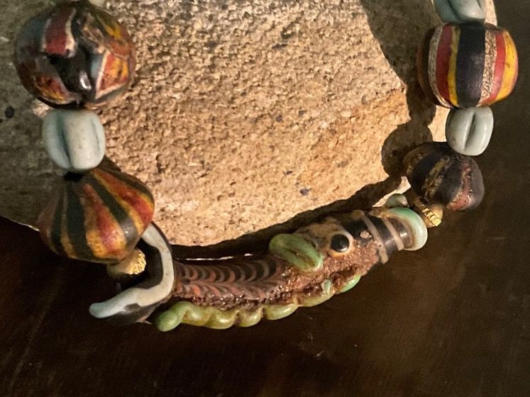 Catenine: Collier aus alten Handelsperlen – Usato da luzern venduto da Alpendorf1 2