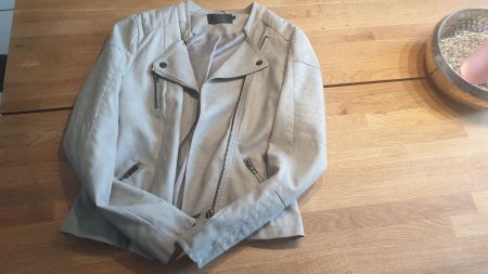 Only Kunstlederjacke Grösse XS grau