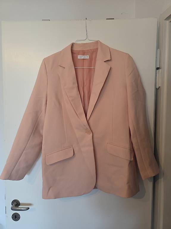 Giacche: Lachsfarbener Blazer – Usato da Zürich venduto da beysi 1