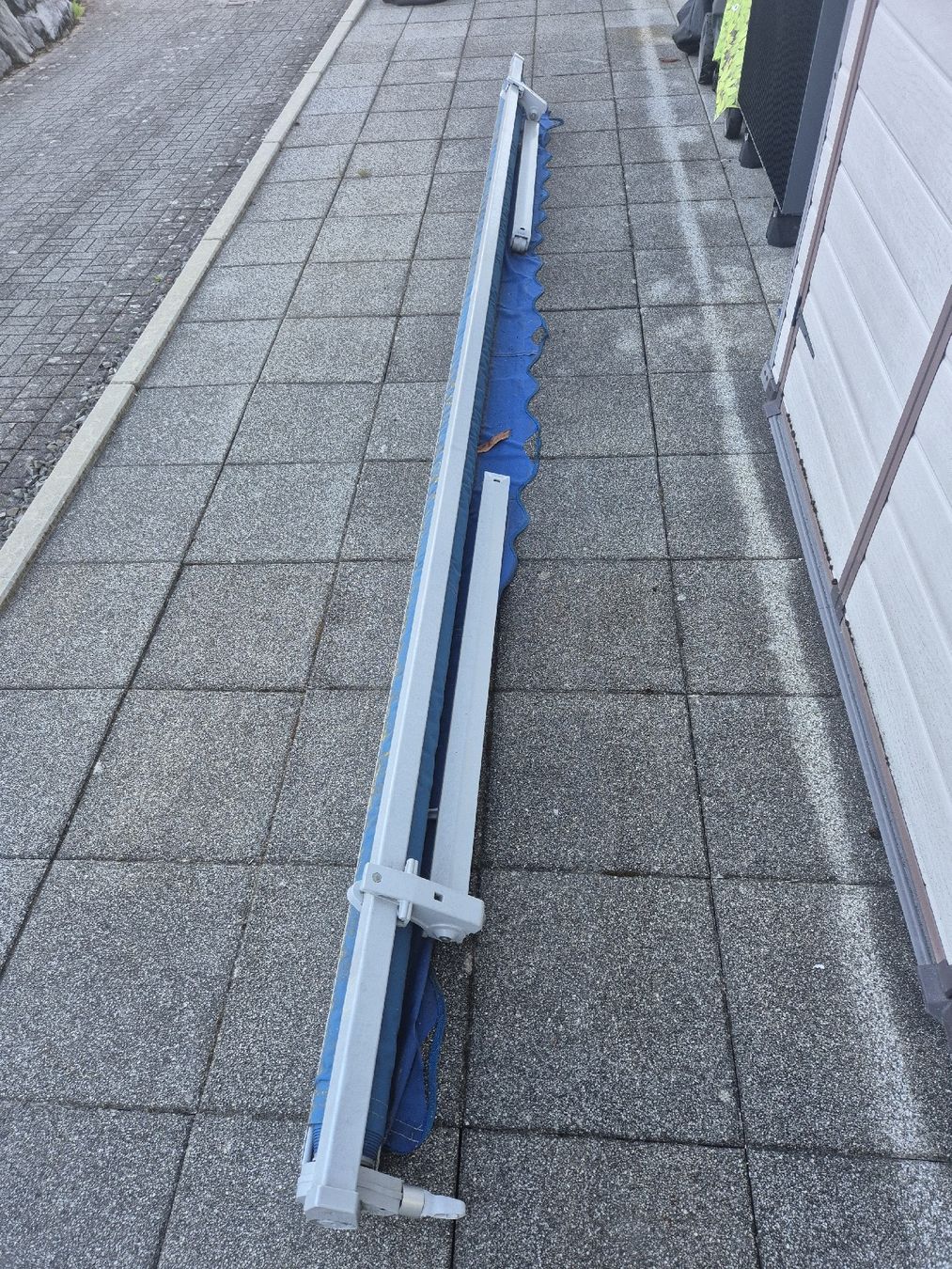 Tende da sole: Sonnenstöre – Usato da Wolfwil venduto da JaggerW