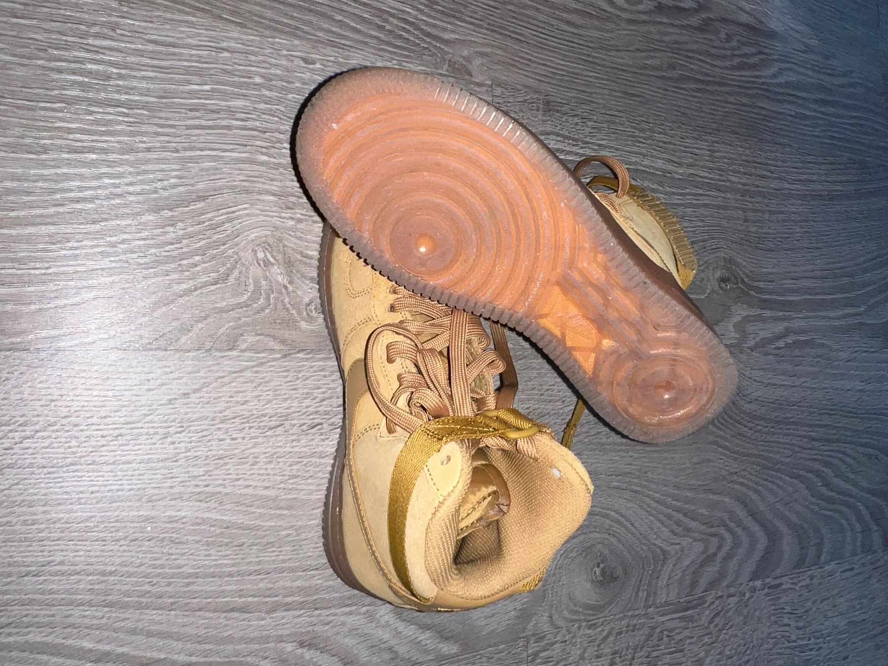 Nike Herrenschuhe: Baskets nike – Gebraucht aus St-Pierre-Clages von loc_8vtz 1