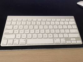 Clavier Apple Bluetooth