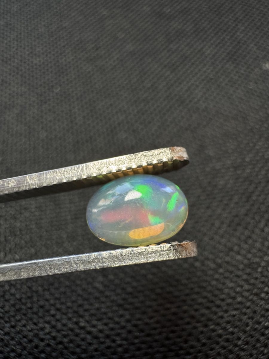 Pierres précieuses: Äthiopischer Opal 1.15ct – Neuf avec emballage d'origine à Wängi par Horus90 1