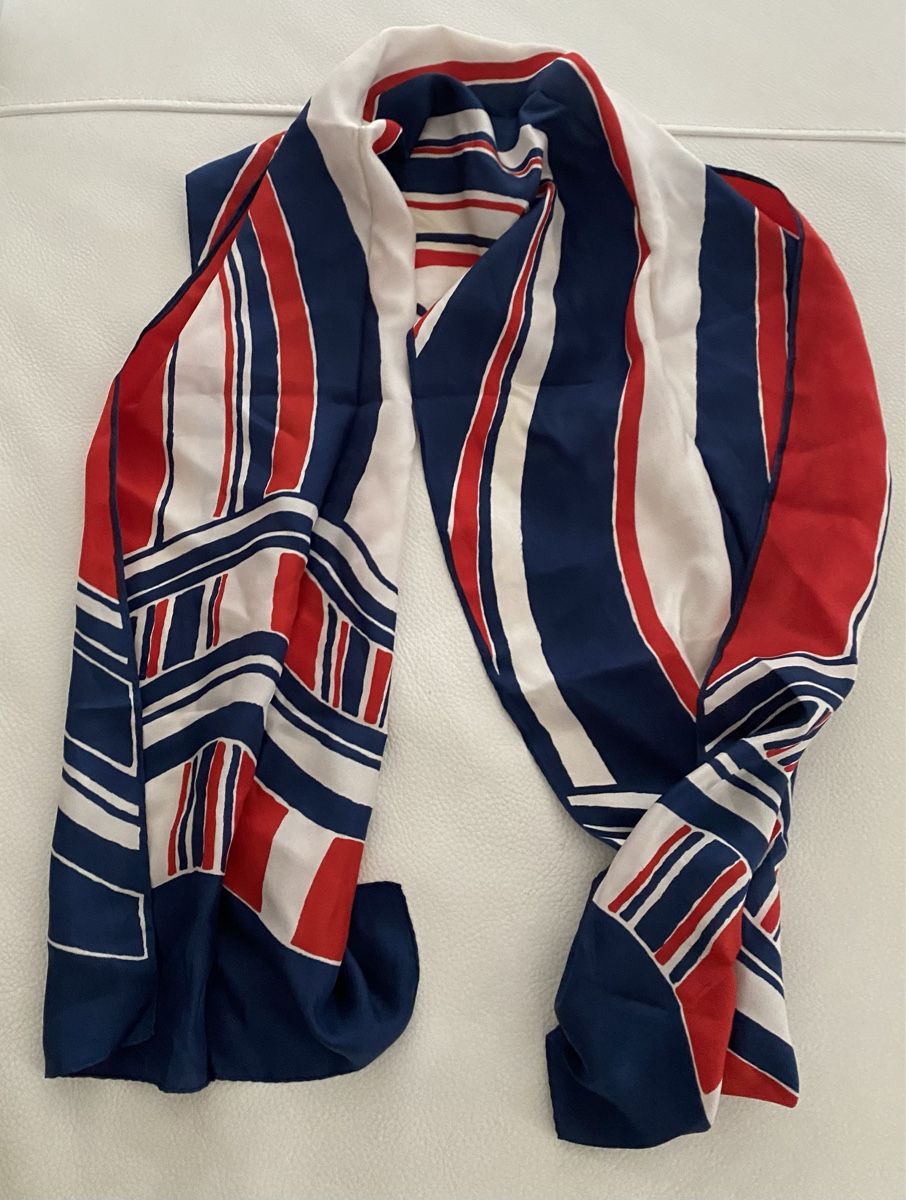 Foulard & Sciarpe: Seiden Schal 🌸 – Usato da Opfikon venduto da Luis144 2