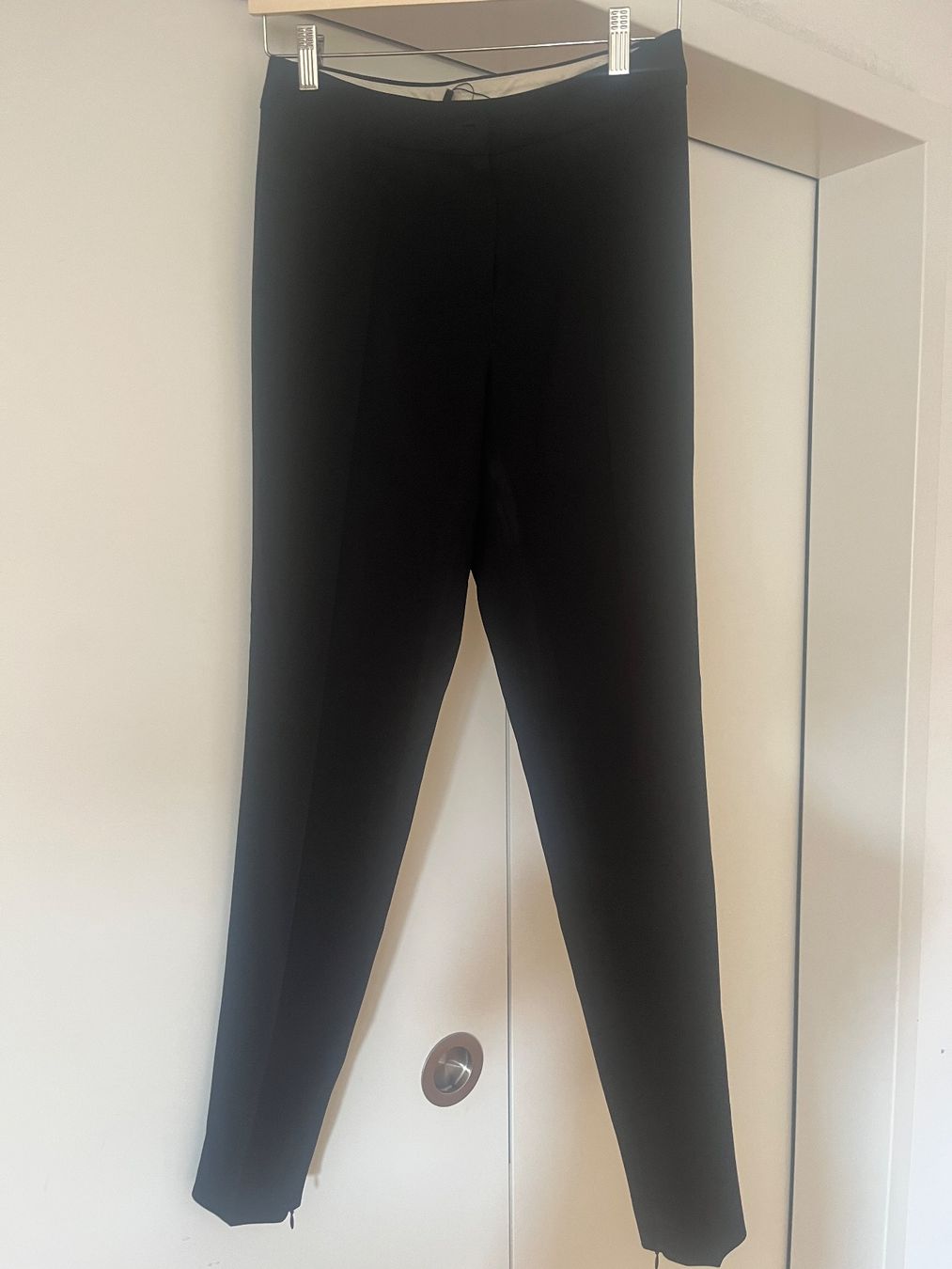 Max Mara Pantaloni: Max Mara Studio Hose 34 – Usato da Zürich venduto da kleinesgrau