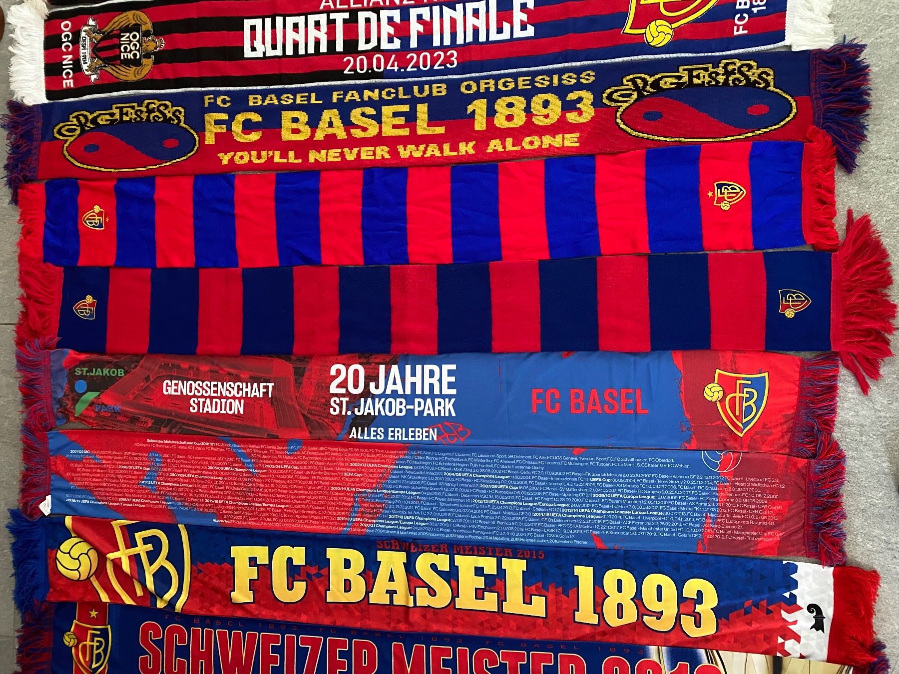 FC Basel Foulards, Tücher & Schals: FC Basel Schals Sammler – Neu (gemäss Beschreibung) aus Allschwil von Deal_Tiger99 3