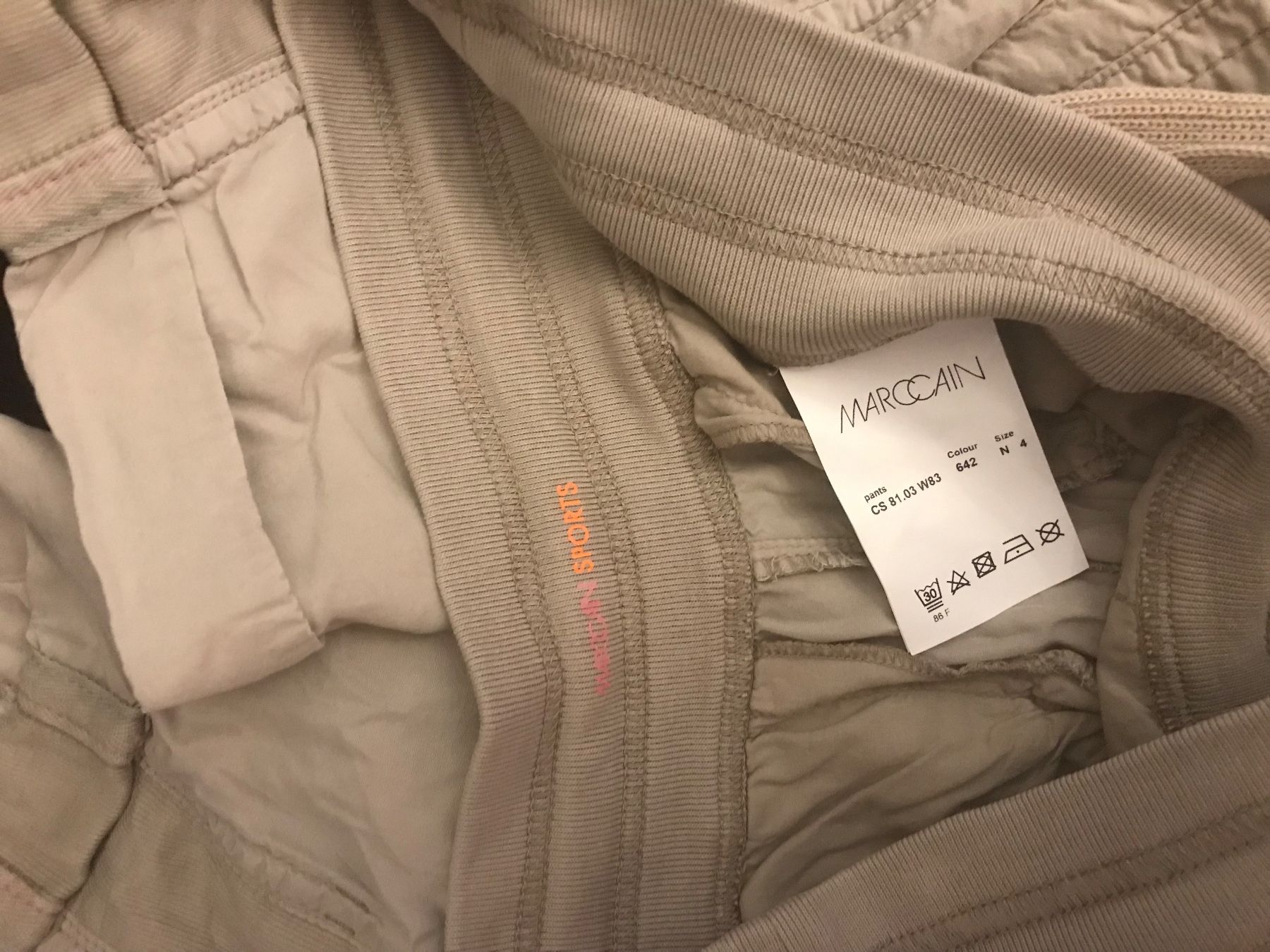 Marc Cain Hosen: Marc Cain leichte Sommerhose, Khaki, Gr. 4 – Gebraucht aus Niederteufen von mix18 5