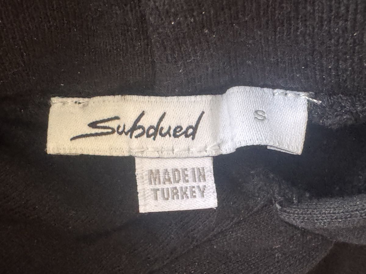 Maglioni & Felpe: Subdued Hoodie – Usato da Baden venduto da psc_tbw2 1
