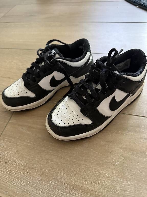 Scarpe da donna: Nike taille 36 – Usato da Bussigny venduto da nan_nw9d