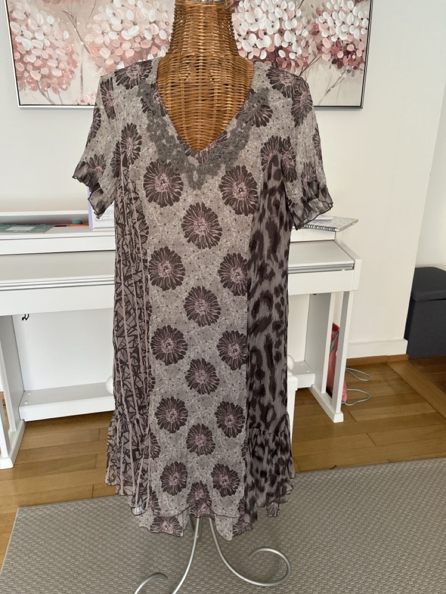 Gerry Weber Kleider: Wunderschönes Kleid, Gerry Weber, 38/40 – Gebraucht aus Solothurn von Bobesch08