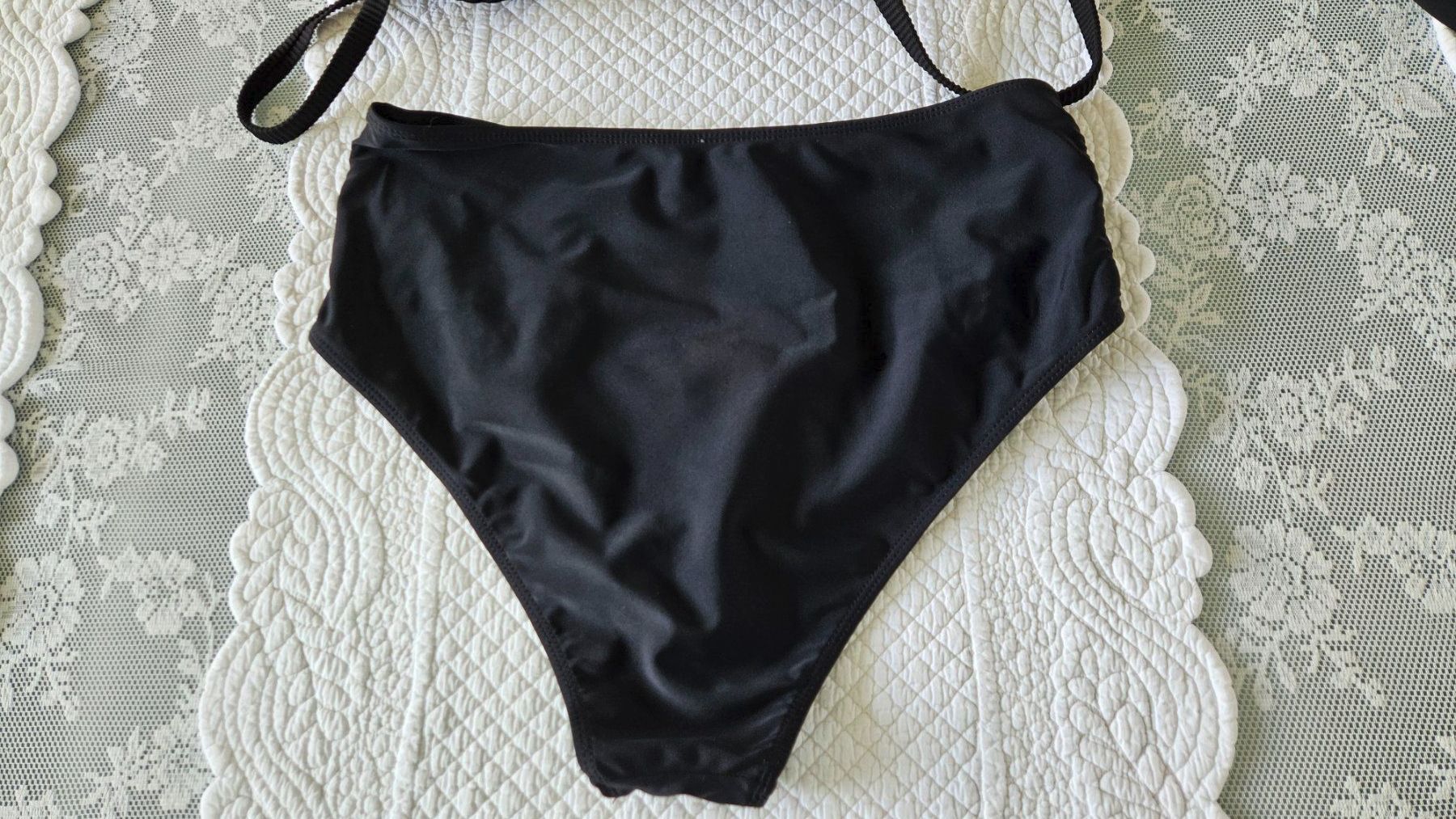 Costumi da bagno & Bikini: Bikini Schwarz Gr. 40 / L – Usato da Gossau ZH venduto da fashiontwo 4