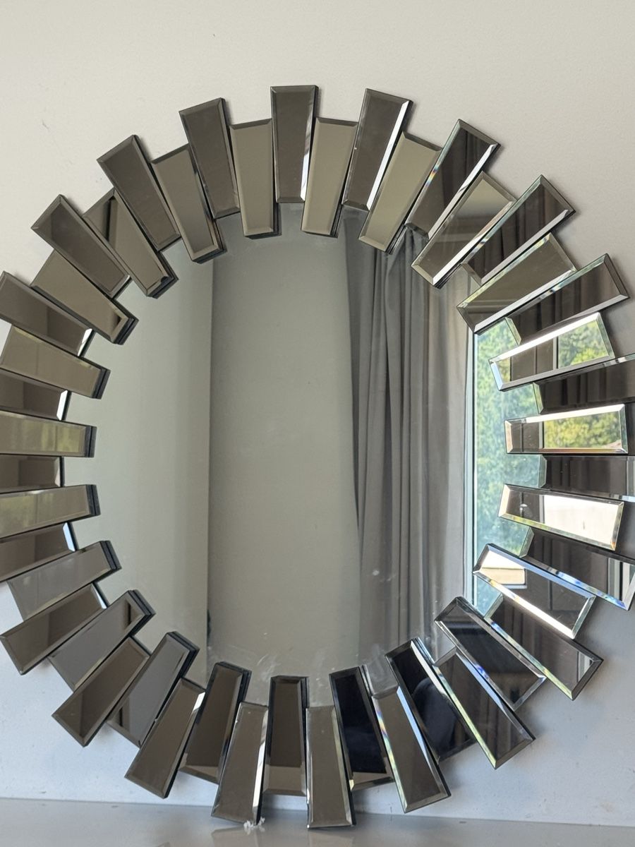 Spiegel: Spiegel Sonnenform mit ca. 100 cm Durchmesser. – Gebraucht aus Turbenthal von Homegoods 2