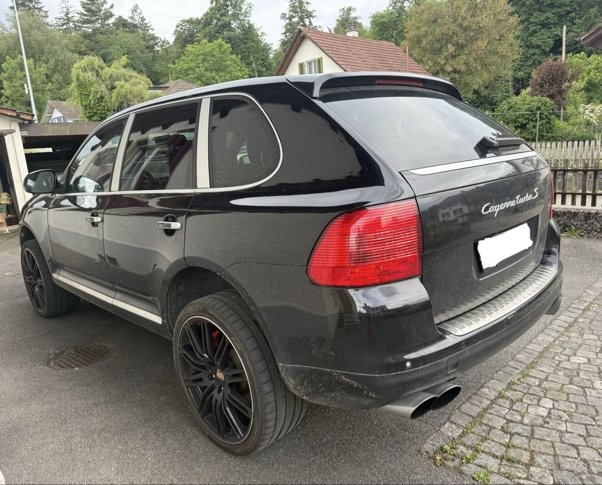 Automobili: Porsche Cayenne Turbo S ab MFK – Usato da Wynau venduto da Ziegler_Secondhand 2