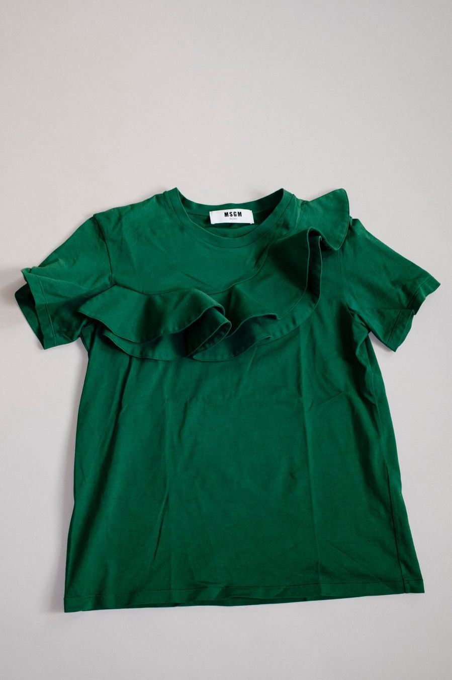 MSGM T-shirt: MSGM T-Shirt mit Volants, Gr. S – Usato da Zürich venduto da pinkmilkyway