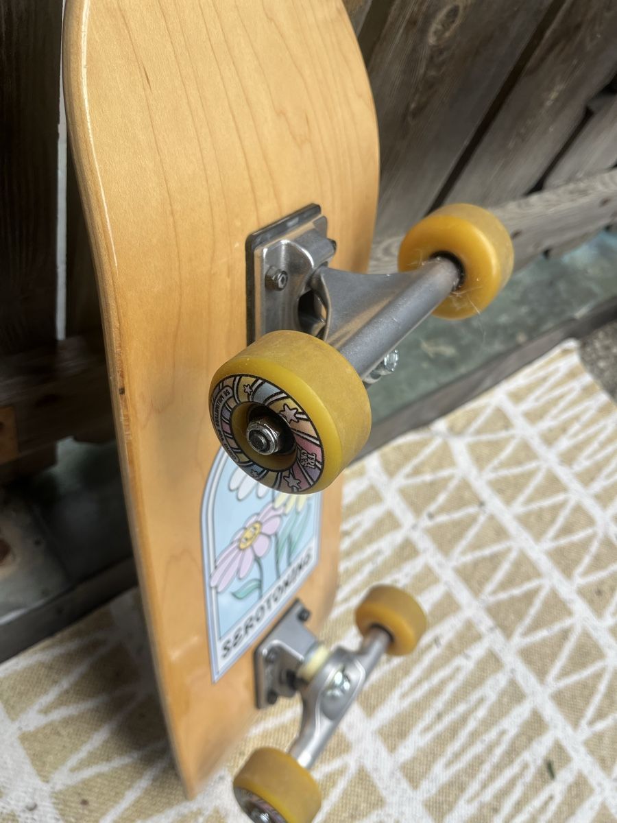 Skateboards: Kinder Skateboard – Gebraucht aus Zermatt von B.15.v02 2