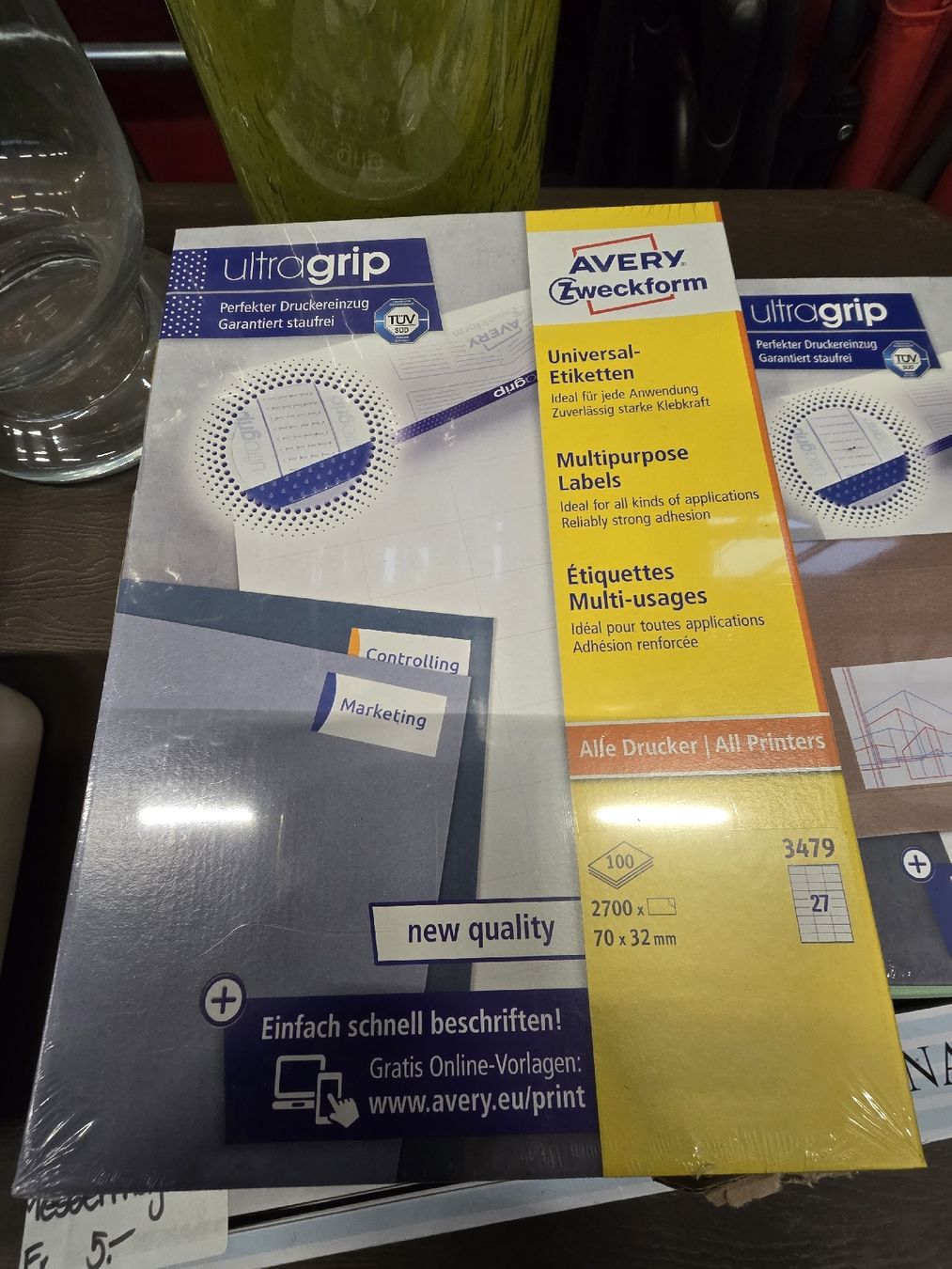 Avery Zweckform Sticker: Etiketten AVERY neu und ungeöffnet – Nuovo e nell'imballaggio originale da Steinen venduto da Stud2