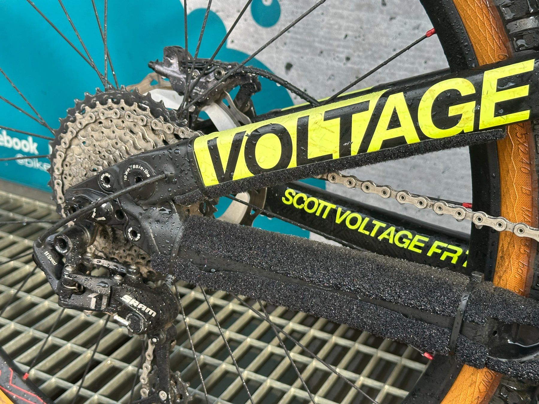 Velos: Scott Voltage L mit Fox-Dämpfer und Gabel Gravity/Freeride – Gebraucht aus Bern von 0Patrice 5