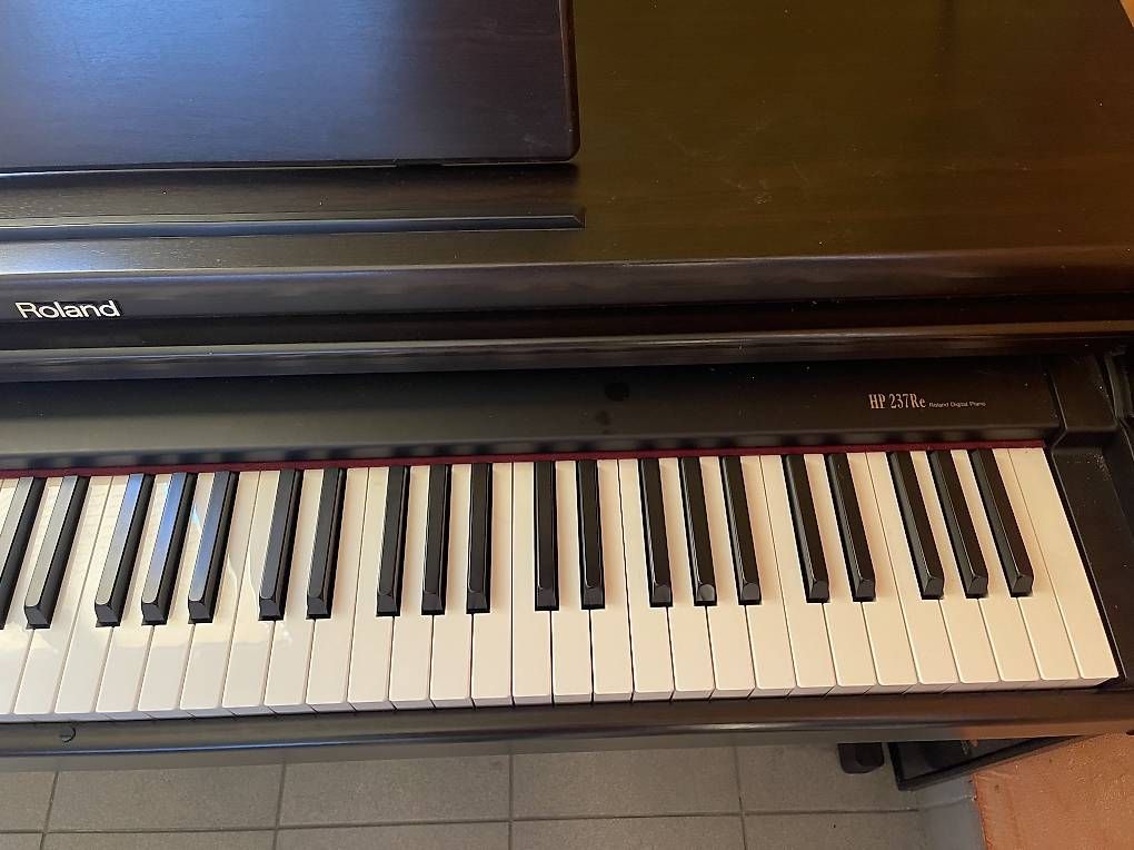 Instruments de musique: E-Piano Roland – D'occasion à Schwarzsee par Allodds 1