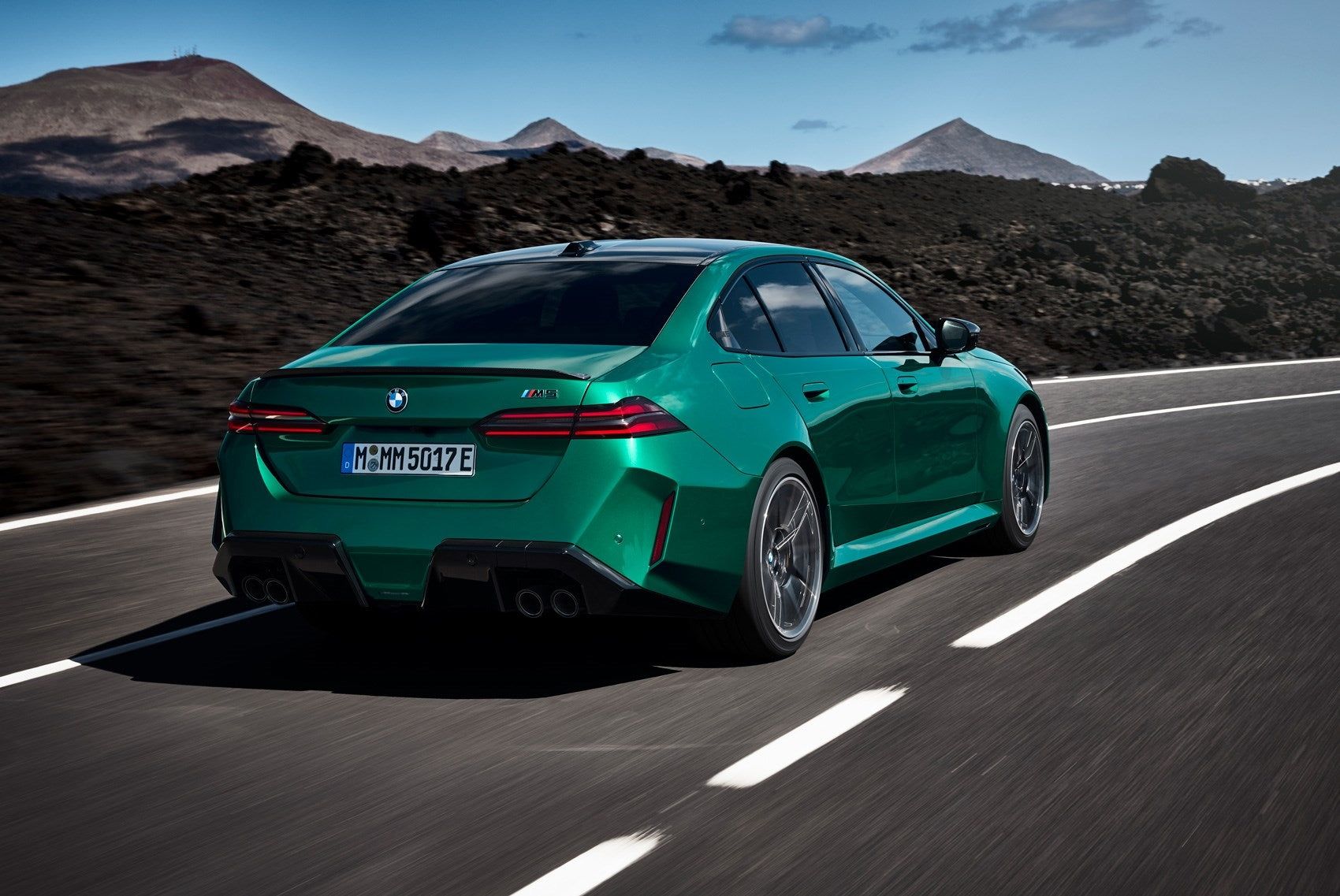 Diffusori di oli essenziali: Original BMW M5 G90 Heckdiffusor  – Usato da Niederuzwil venduto da Piksi17 1