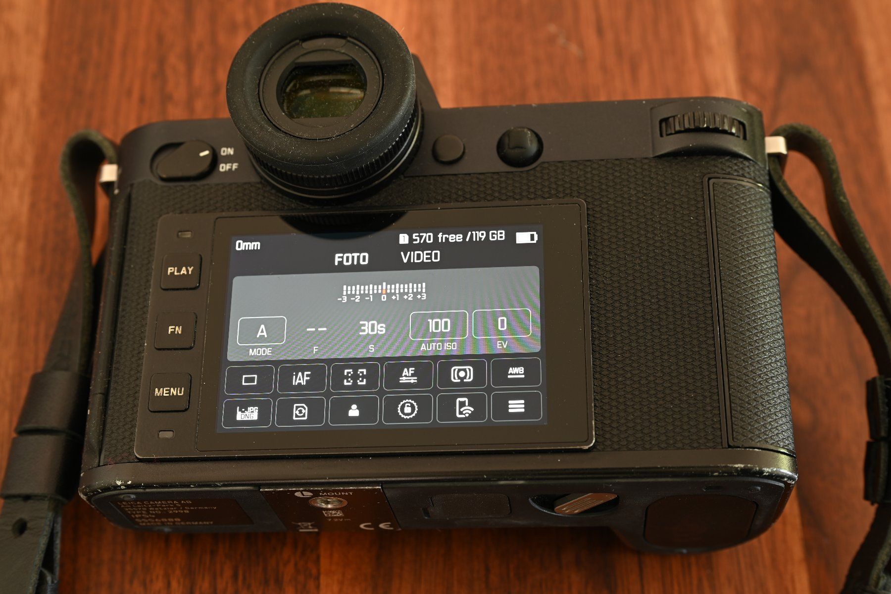 Leica Fotocamera: Leica SL2 Body – Usato da Kloten venduto da ora8 1