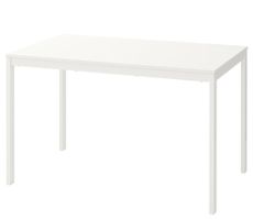 Vangsta Tisch von IKEA 