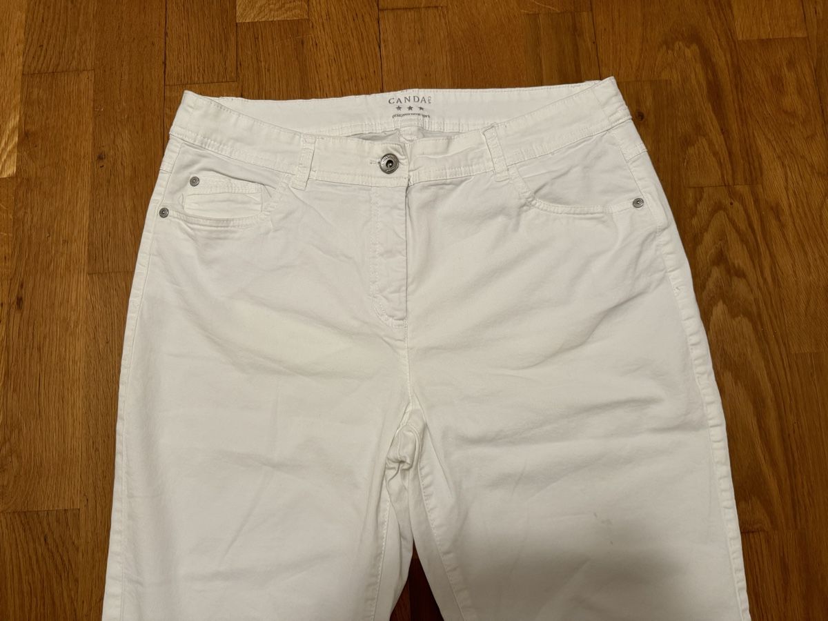C&A Pantaloni: Weisse Hose von C&A in Grösse 42. – Usato da Adliswil venduto da StephanieAnnina 1