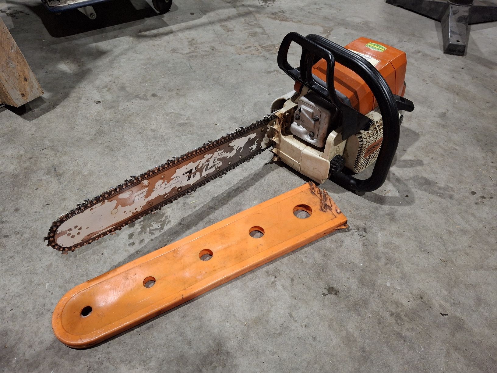 Stihl Seghe: Motorsäge Stihl 039 – Usato da Emmenbrücke venduto da inf_l8yf 1