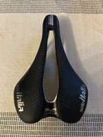 Selle Italia SLR Boost Max Superflow Sattel schwarz