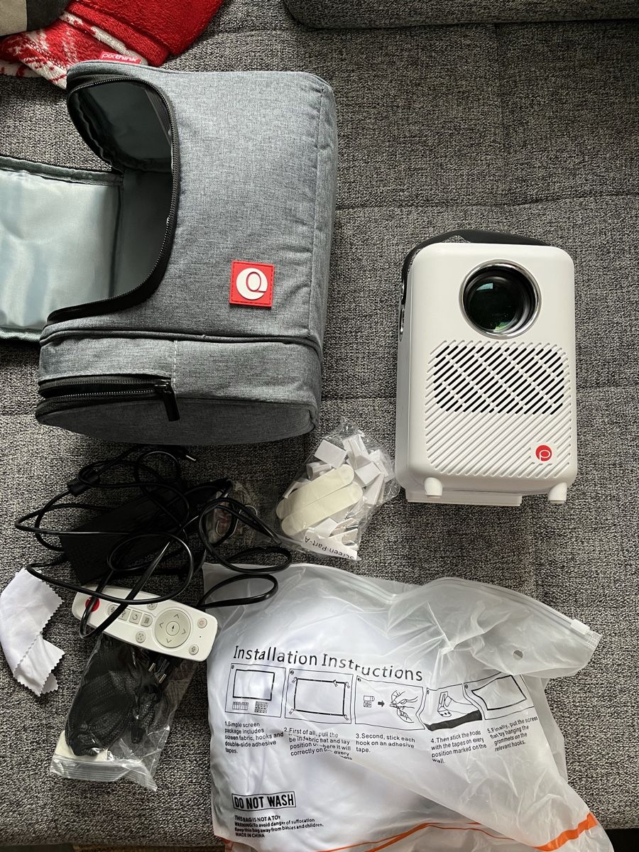 Videoprojektoren: Full HD Digital Projektor – Neu (gemäss Beschreibung) aus Valens von lis_8mcx