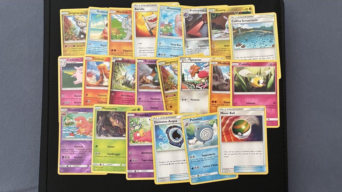 Pokémon Carte collezionabili: Pokemon Cards – Nuovo (secondo la descrizione) da Nottwil venduto da nil_9xjg 1