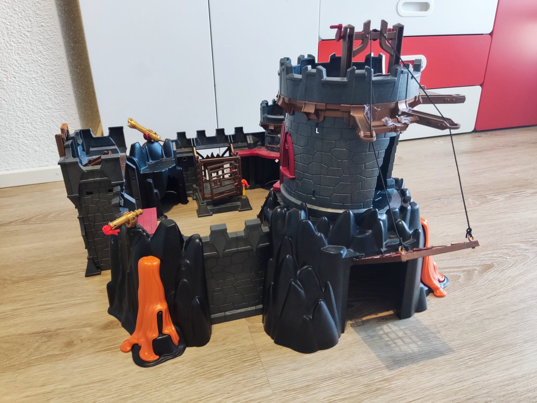 Playmobil Giocattoli: Playmobil Burnham Raiders Burg – Usato da Seuzach venduto da nikbru 2