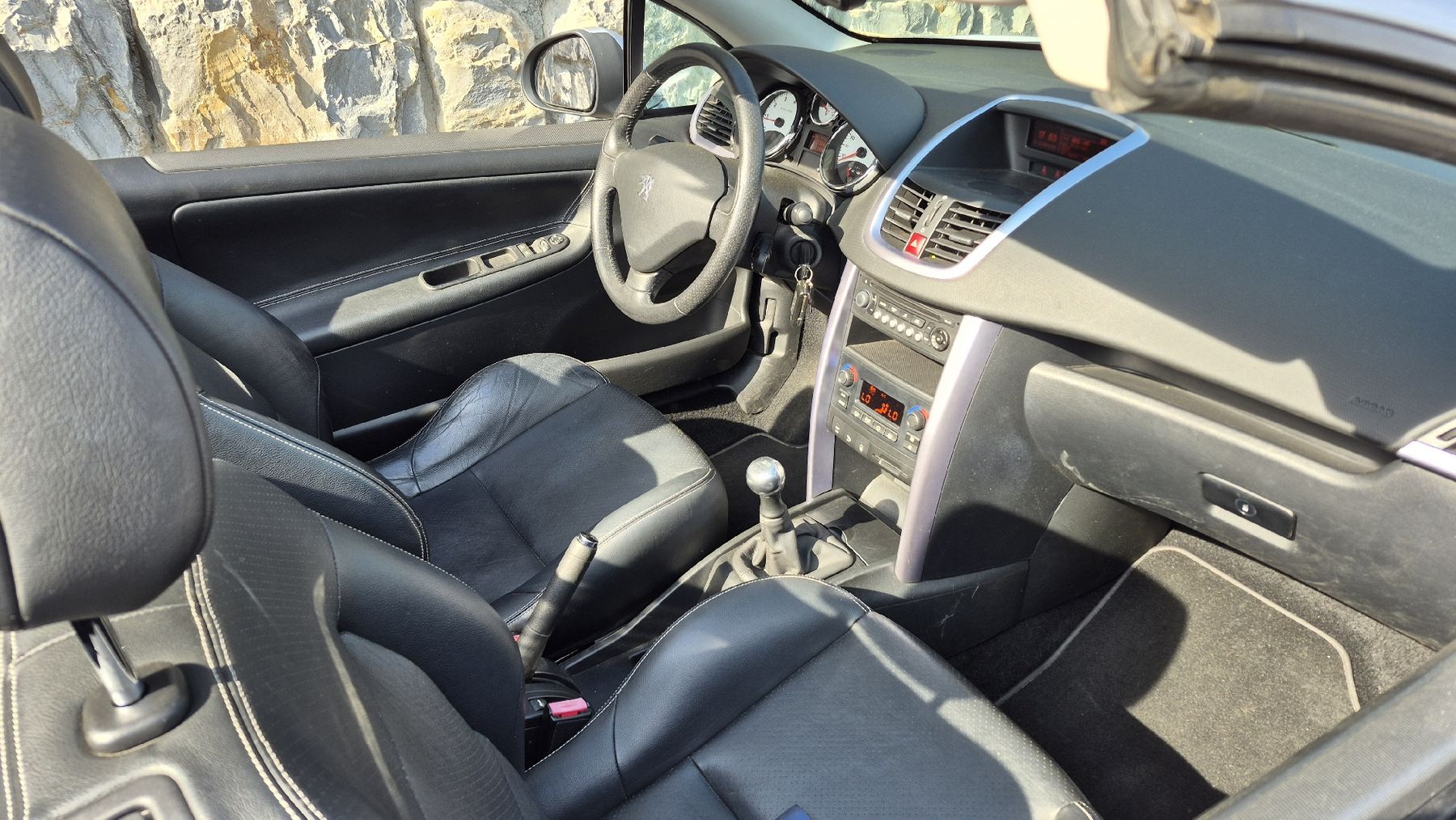 Peugeot Automobili: Peugeot 207 CC MFK 12.2025 – Usato da Brienzwiler venduto da Leon-258 4