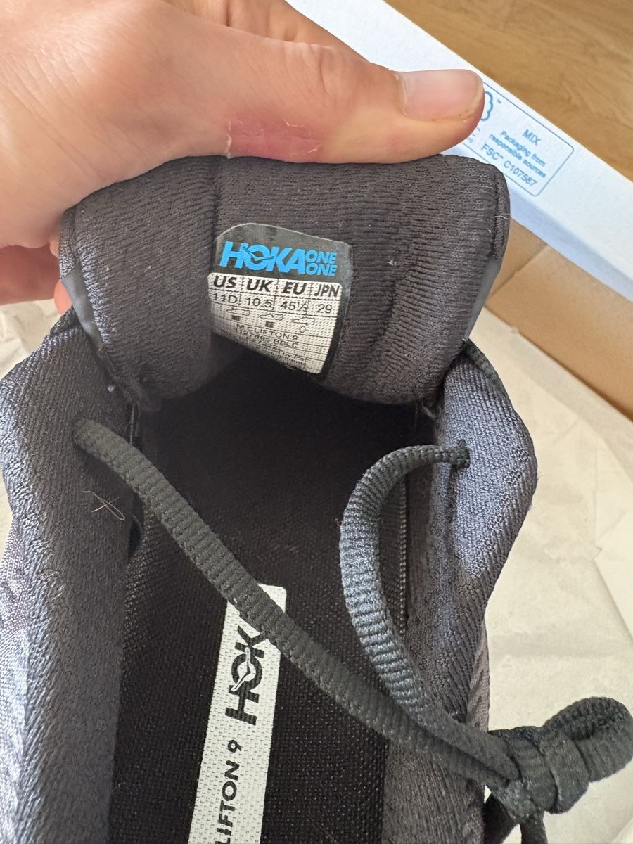 Chaussures hommes: Hoka running  – Neuf avec emballage d'origine à Le Grand-Saconnex par gas_x9hh 2