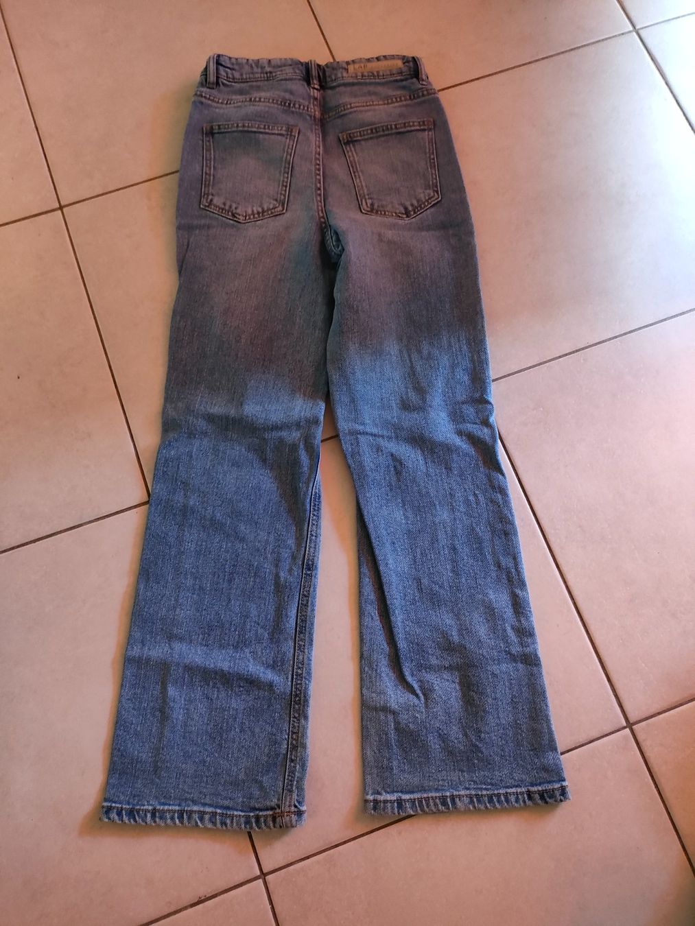 Hosen: Jeans Gr.152 top Zustand – Gebraucht aus Adelboden von Lammhult 2