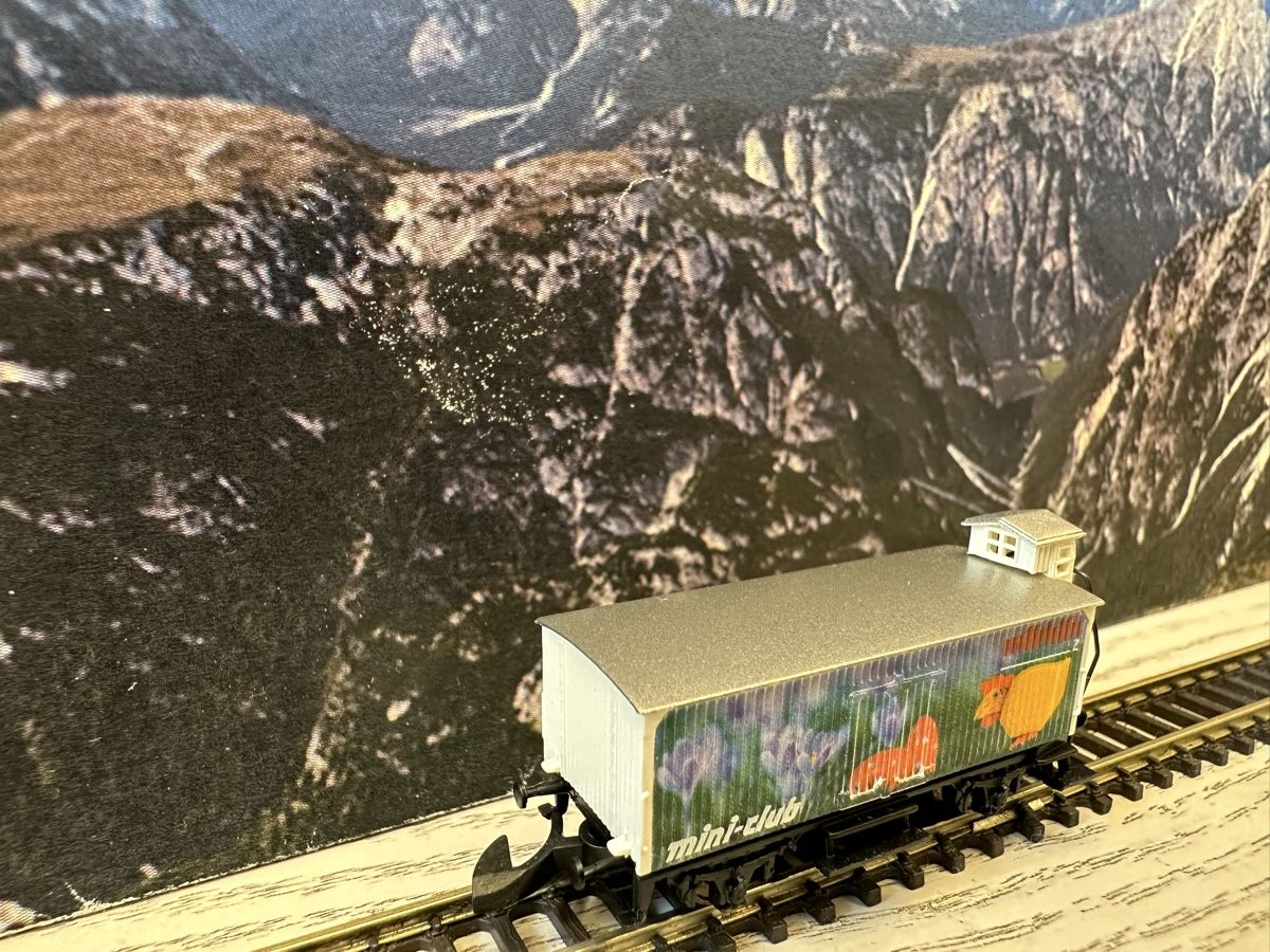 Märklin Modellini di ferrovie: Märklin 00813-2 Osterwagen 2003 – Usato da Lupsingen venduto da New-Haven
