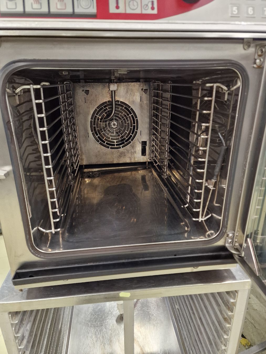 Backöfen: Convotherm steamer – Gebraucht aus Niederwangen BE von HasGastrobedarf 4