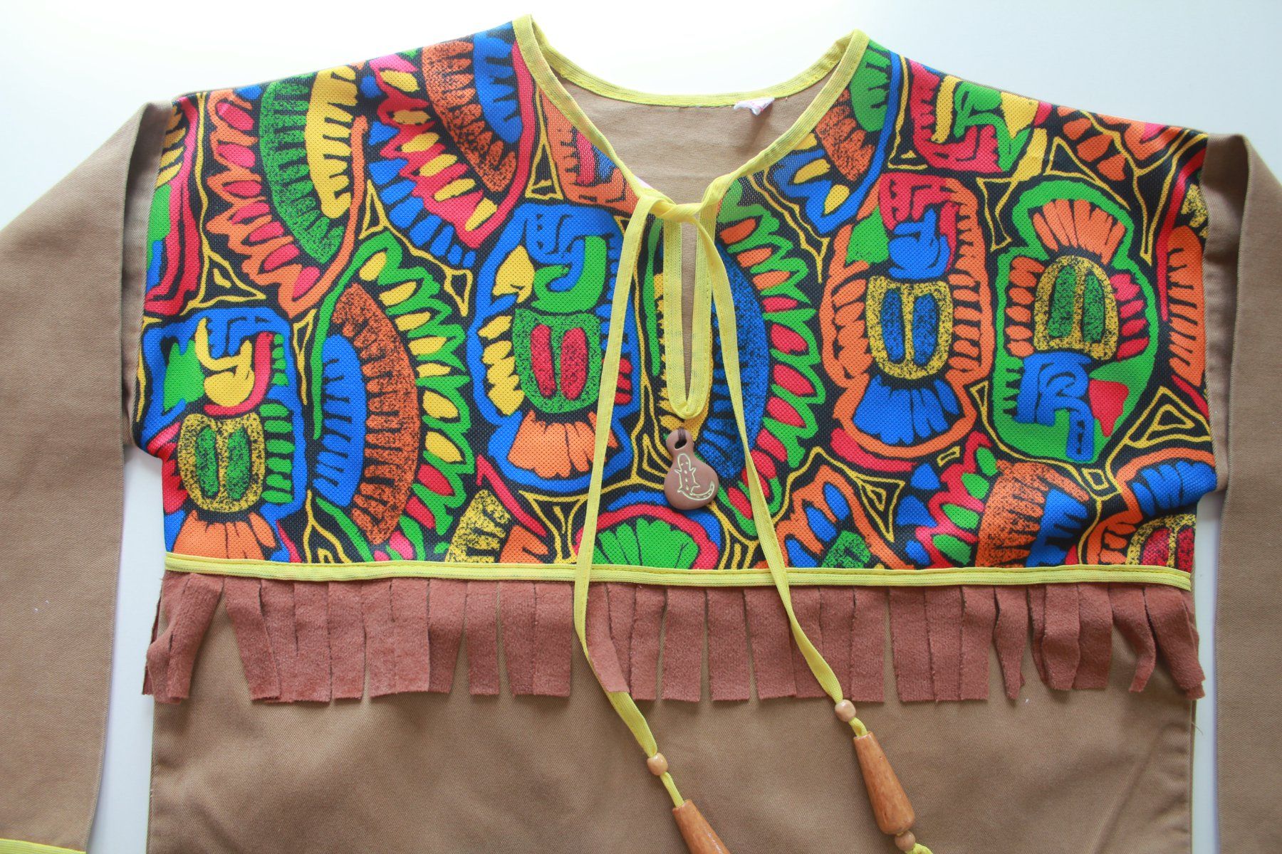 Kostüme: Costume Indien / Indianer t. 128 – Gebraucht aus Peseux von CoolShoping 5