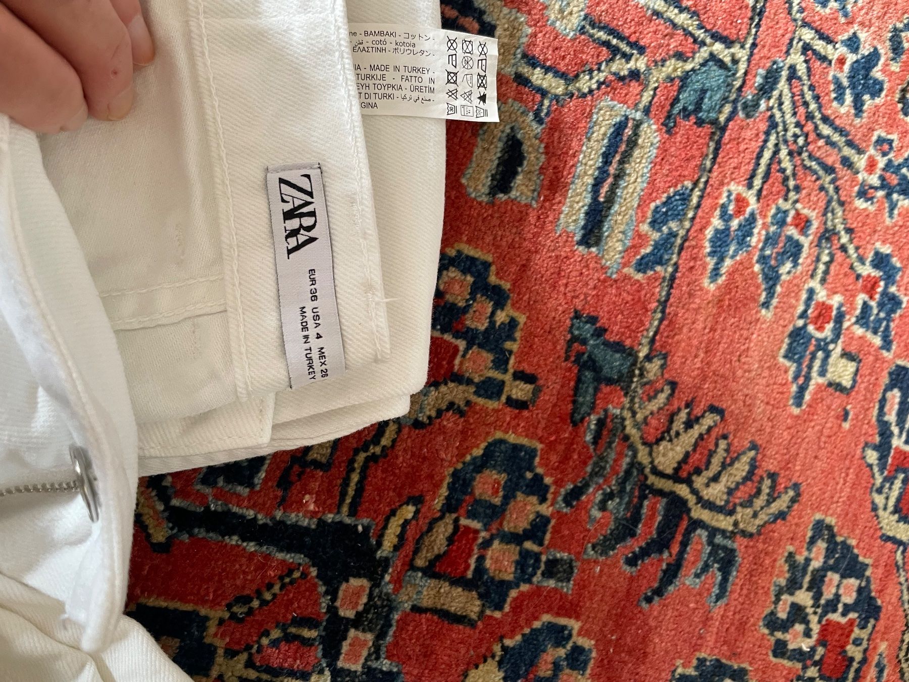 Lotti di vestiti: 2 Jeans weiss / Gr. 36/38 – Nuovo (secondo la descrizione) da Wettingen venduto da sonn5 3