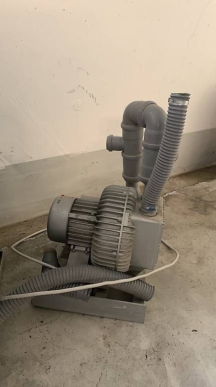 Tutte le macchine: Dürr Dental Absauganlage – Usato da Muri AG venduto da cag733