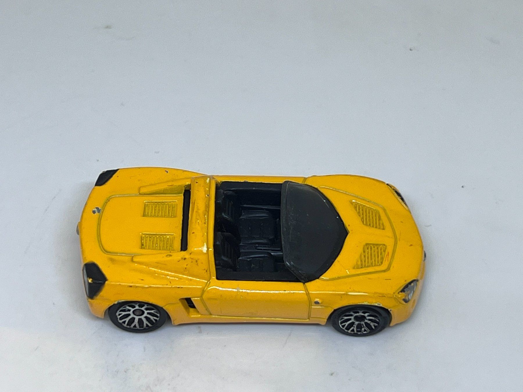 Matchbox Voitures modèles: Matchbox Opel Speedster #717 – D'occasion à Wildegg par LaaBoutique 1