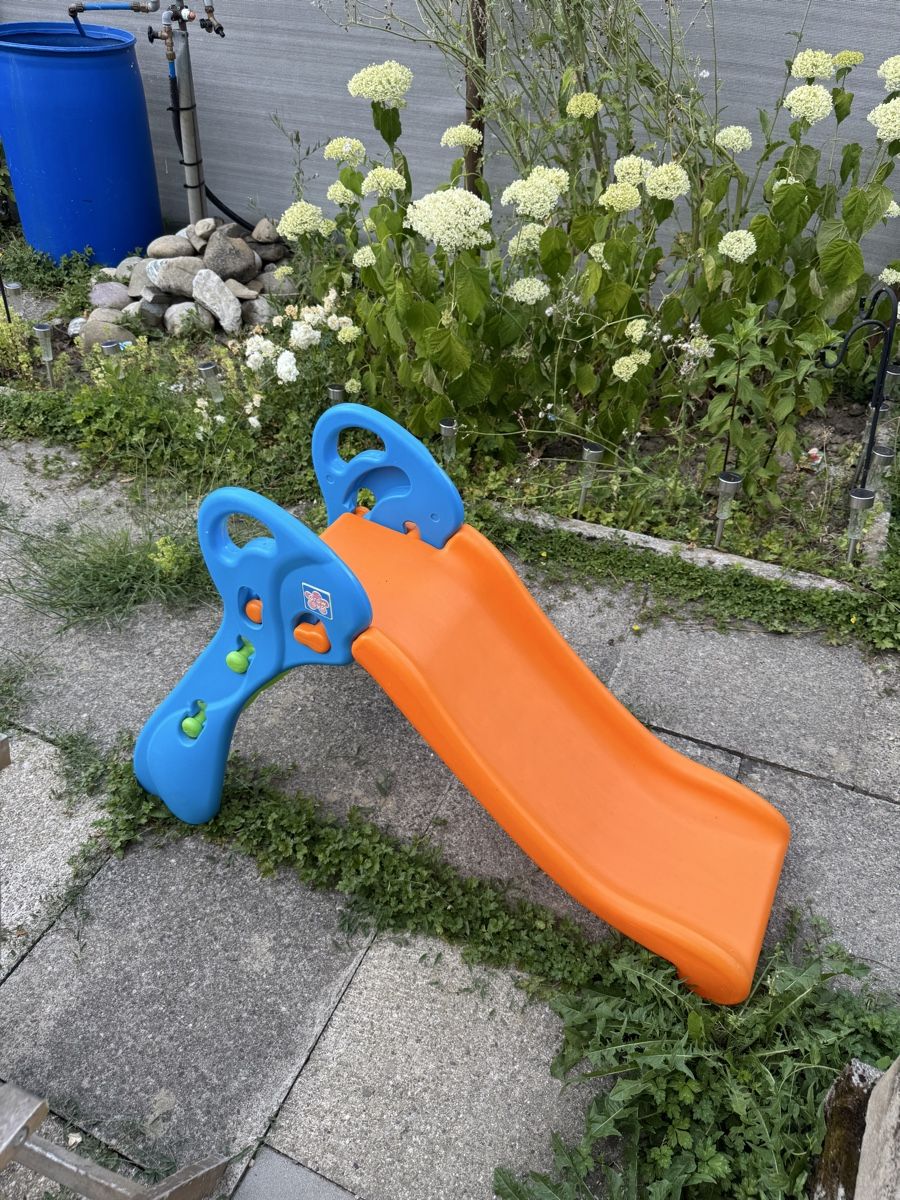 Toboggan: Rutschbahn Kinder – D'occasion à Geroldswil par ridi.shaqiri